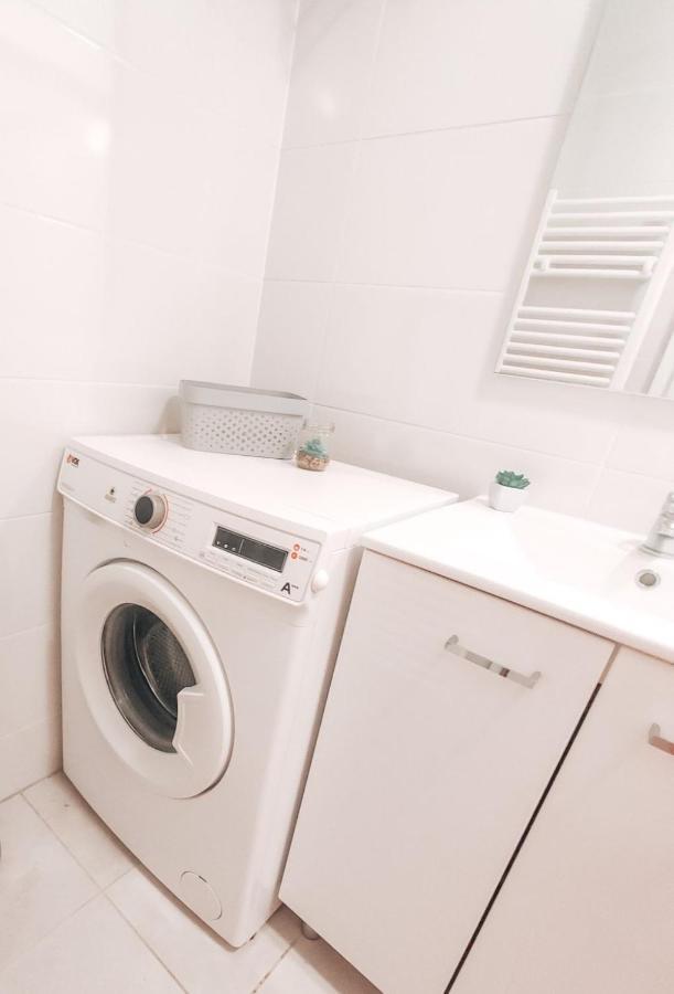 Studio Apartment Sanya #2 リュブリャナ エクステリア 写真